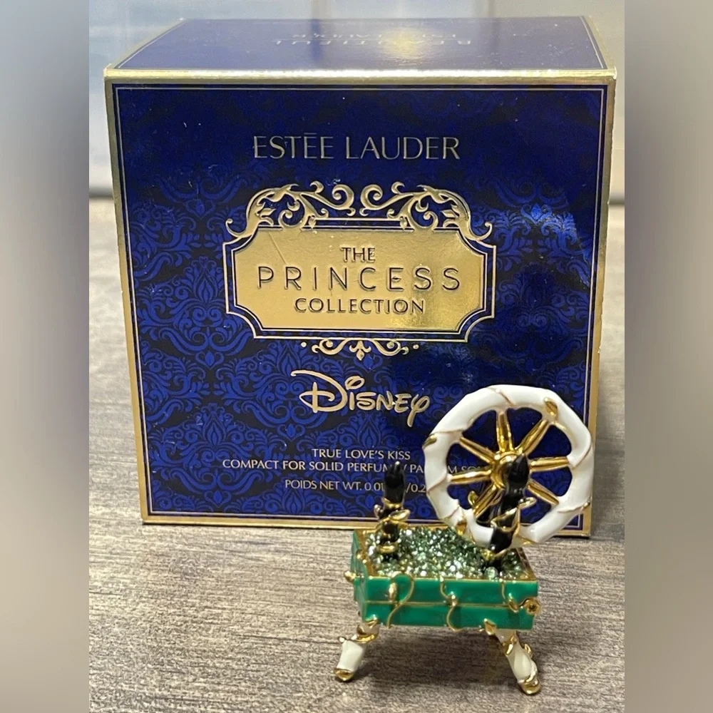 Estee Lauder The Princess Collection True Love's Kiss Solid Perfume Beautiful - Picture 4 of 4